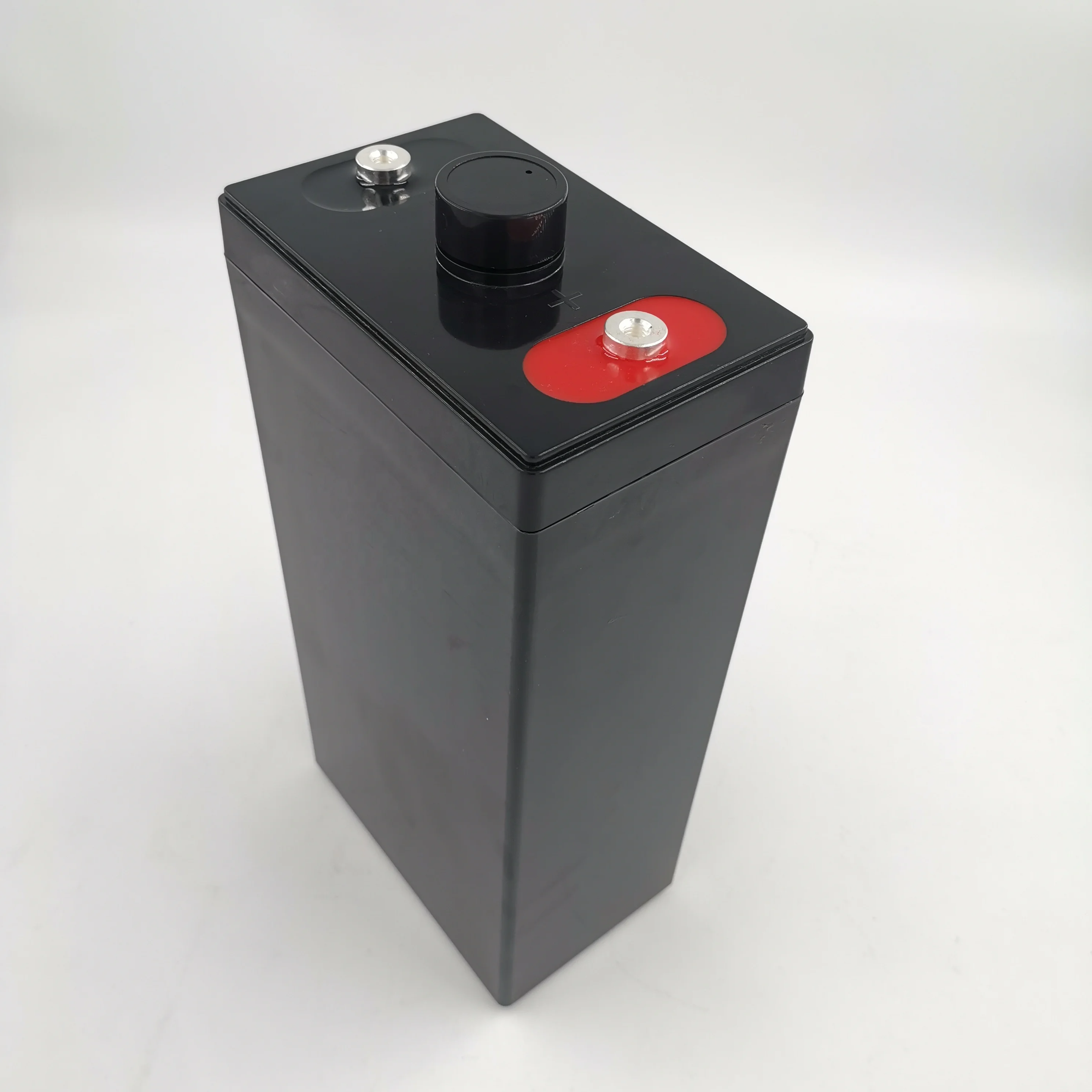 Professional Made Rechargeable Solar Energy Storage Cell 2V300ah Inverter Battery