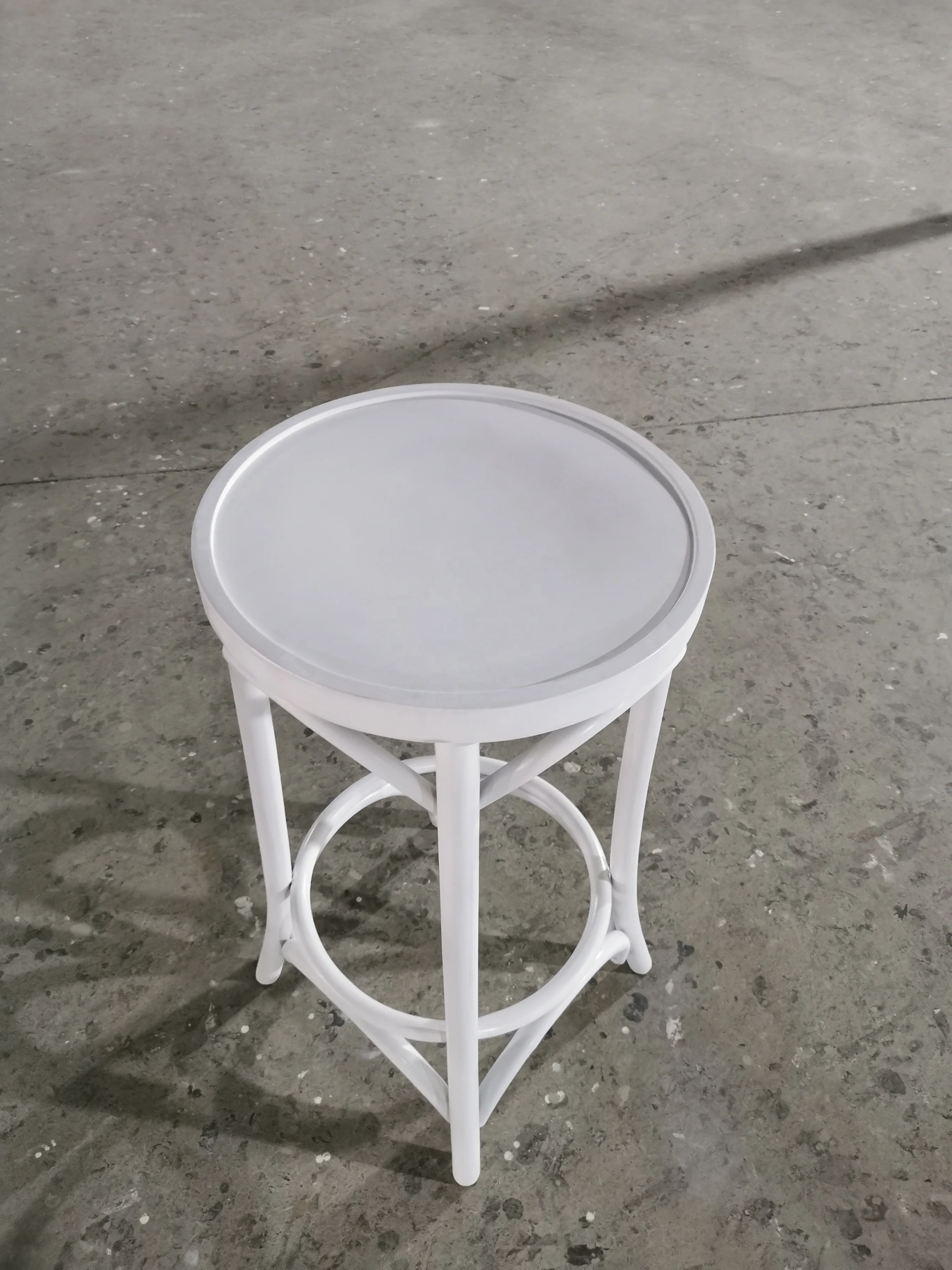 Недорогой табурет из bentwood thonet для коммерческих мероприятий твердый деревянный барный стул популярный на рынке Австралии