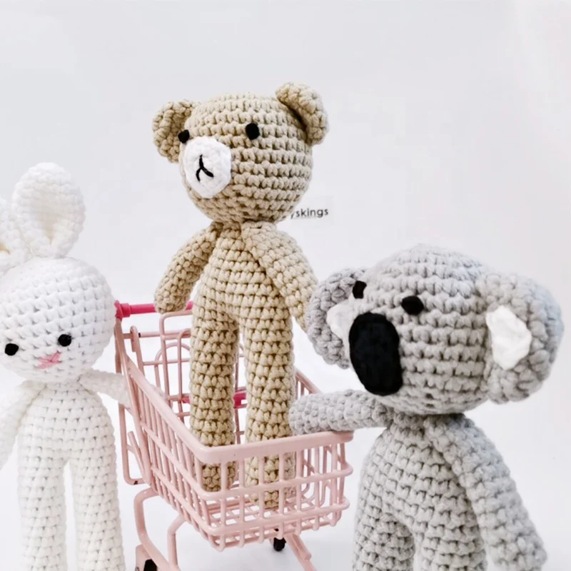 Custom Stuffed Animals Knitted Giraffe Children's Plush Toys and Toys Wholesale Company Shenzhen