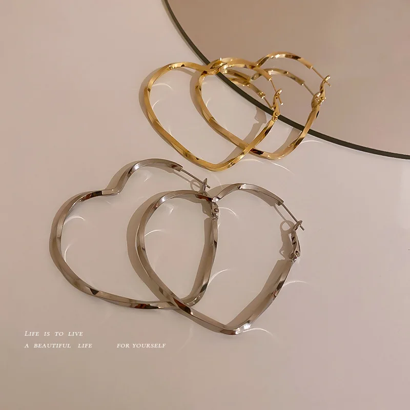 Fashion 925 Silver Needle Love Plain Ring Heart  Earrings Retro Metallic Exaggerated Women Jewelry