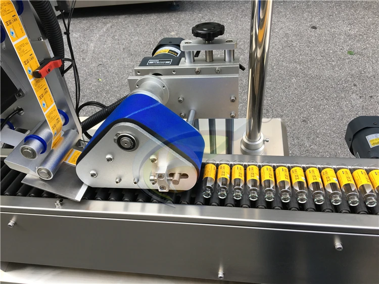 Quickly shipping automatic pen battery lipstick oral liquid sticker labeling machine