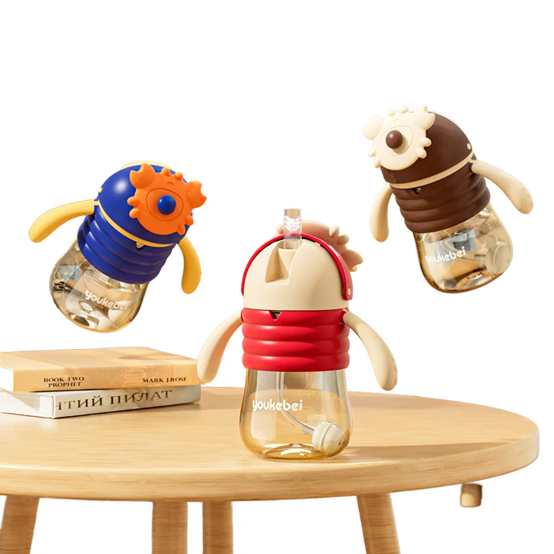 OEM Factory Wholesale BPA Free 300ml PCT Drinking Cup Silicone Sippy Crab Head Slider Mug Baby Bottle for Milk Water Spoon Type