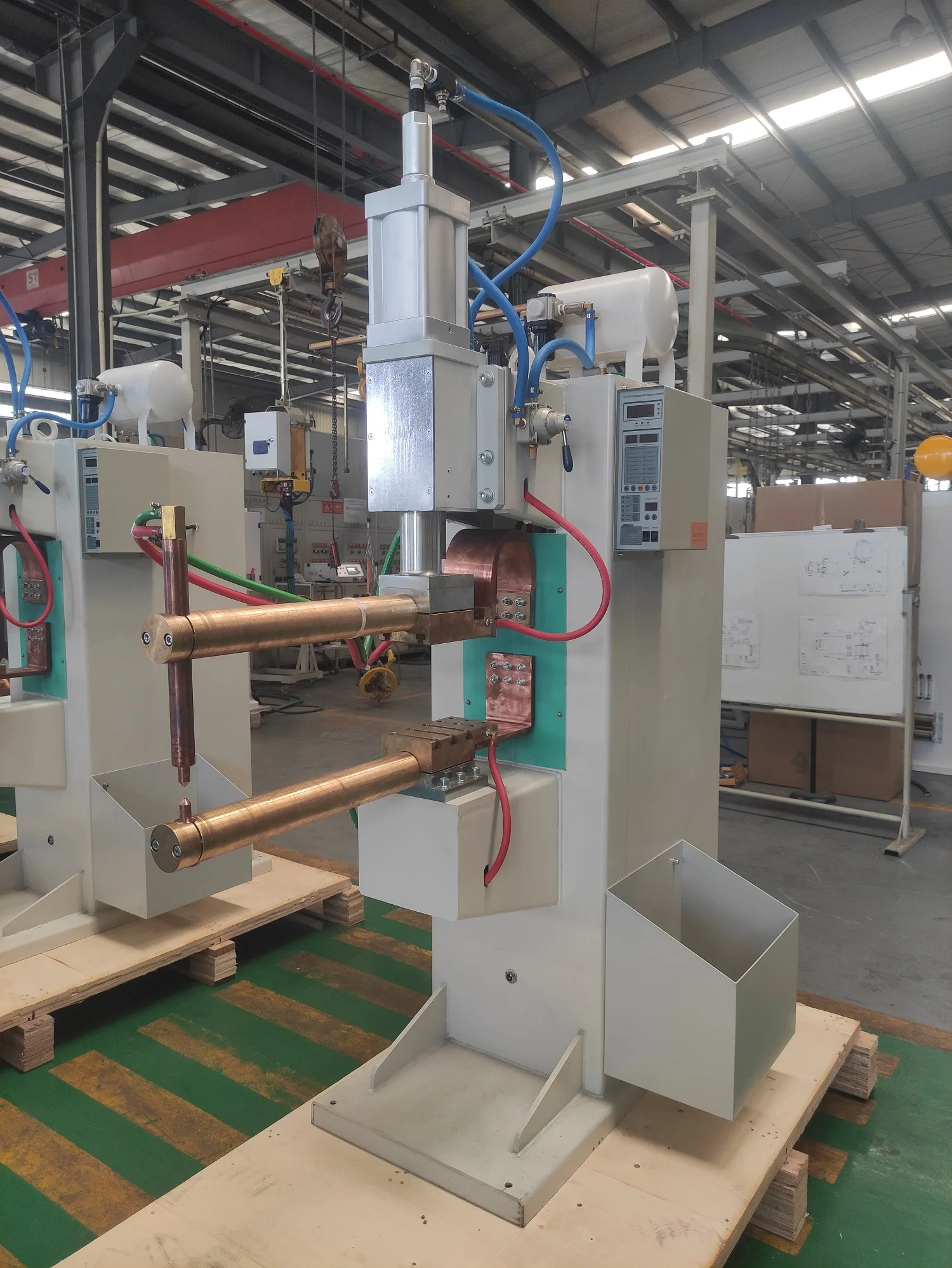 Stainless Steel Cookware Rebar 220V Manual Resistance Welders Long Arm Spot Welder Welding Machine