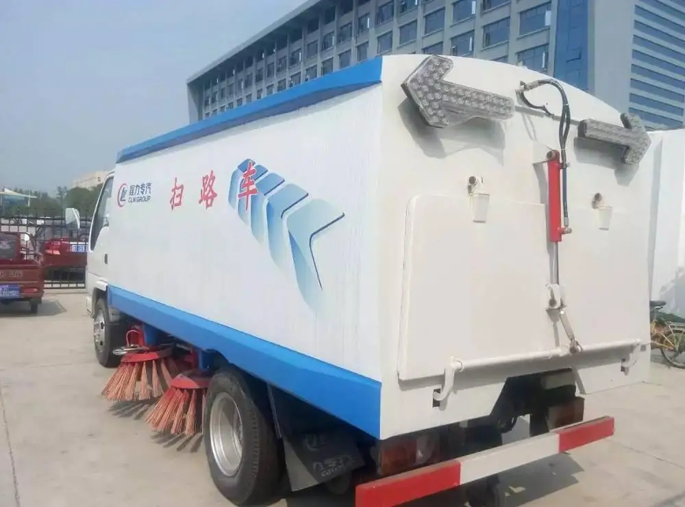 Japanese brand high quality 2 to 5 tons road sweeper trucks factory price for sale