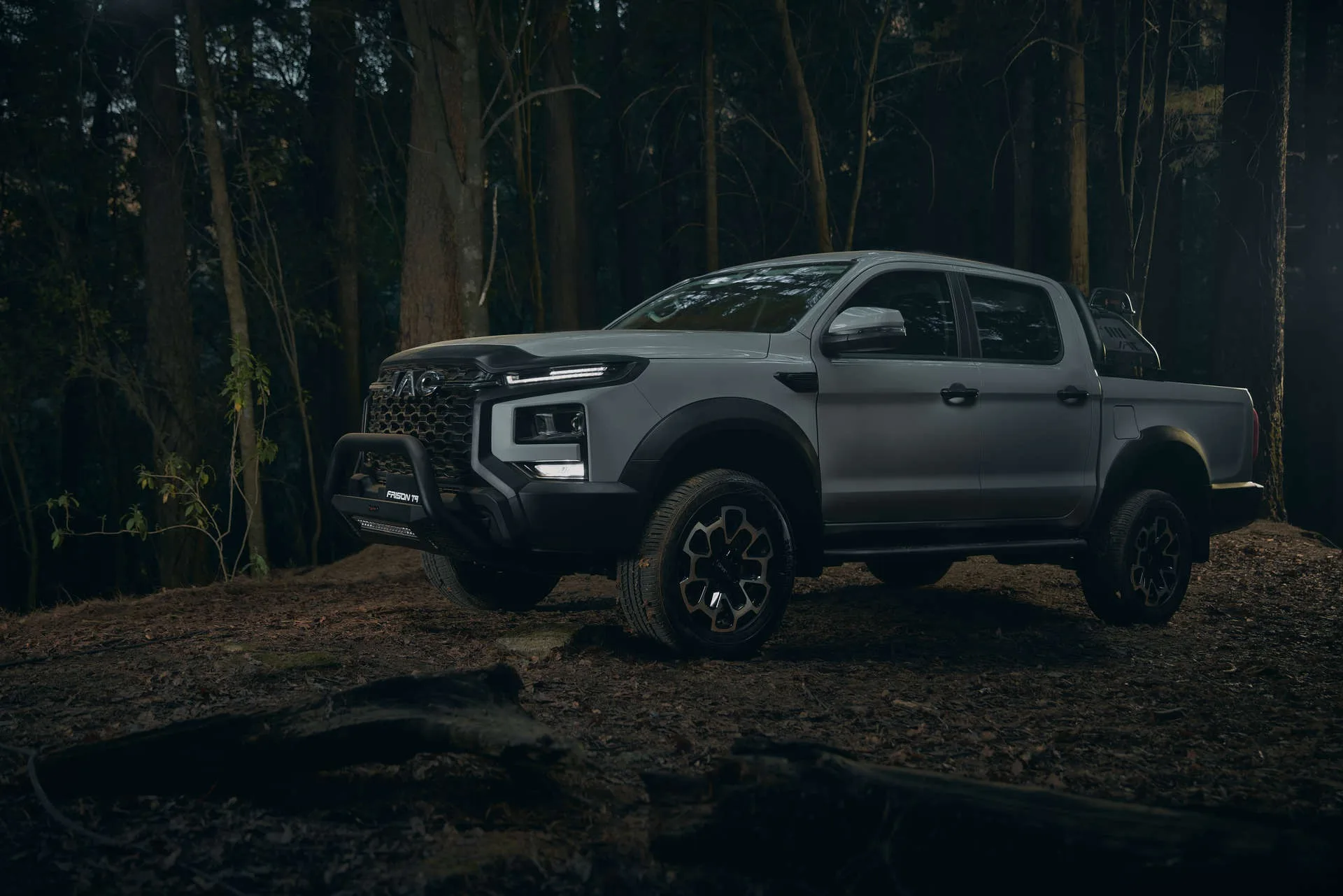 JAC T9 2024 Пикап 4x4 автоматический дизельный пикап srv из Китая