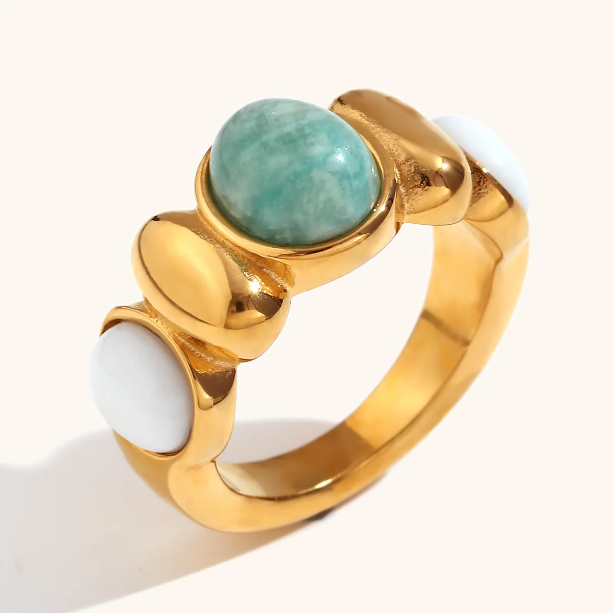 Cross-border hot selling oval amazonite white jade contrast ring stainless steel gold-plated 18K retro fashion ring for women
