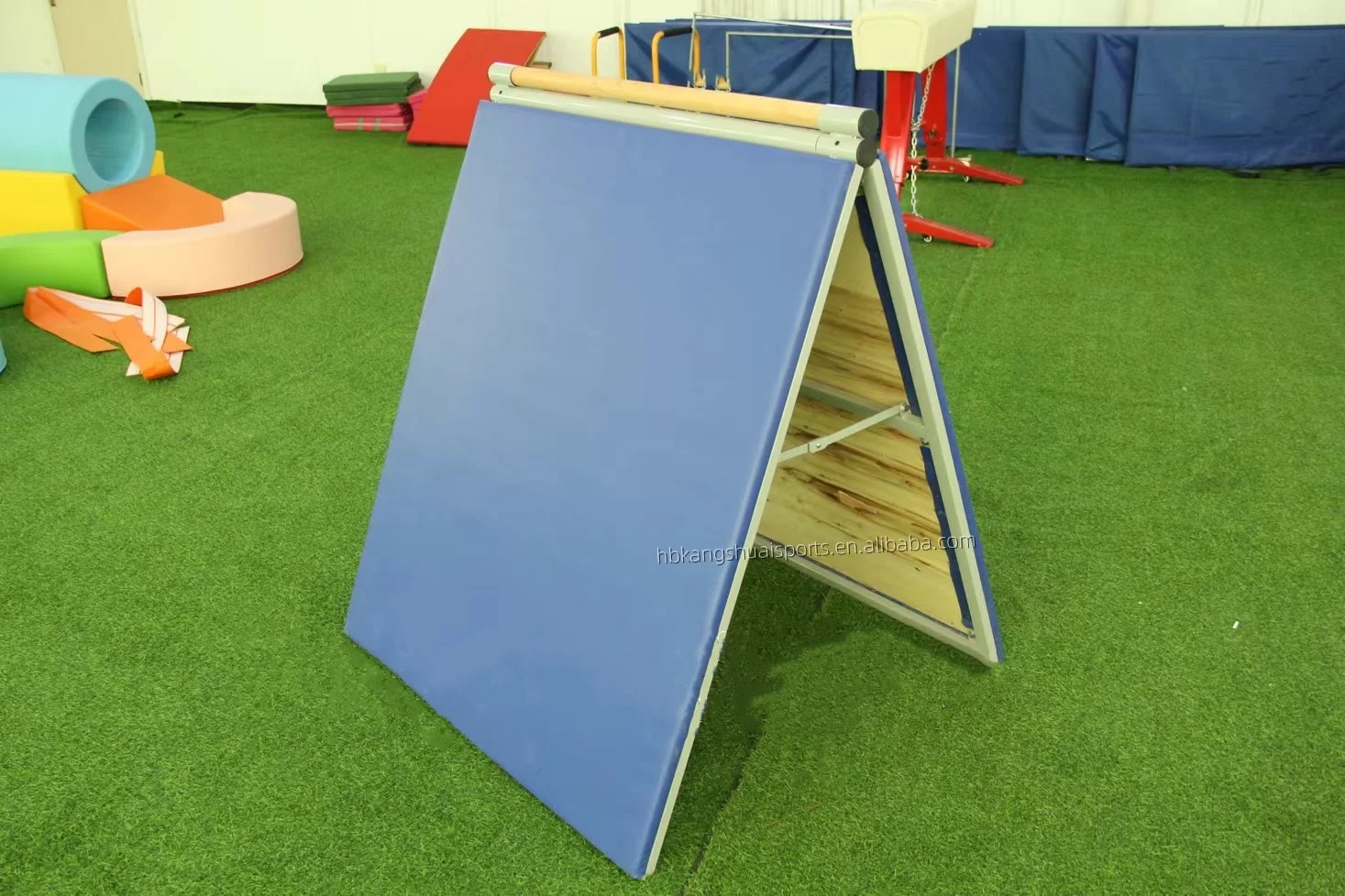 High-Density Blue Sports Equipment Obstacle Course Running Parkour Baffle Parkour Gymnastics Fitness Training Wooden Equipment