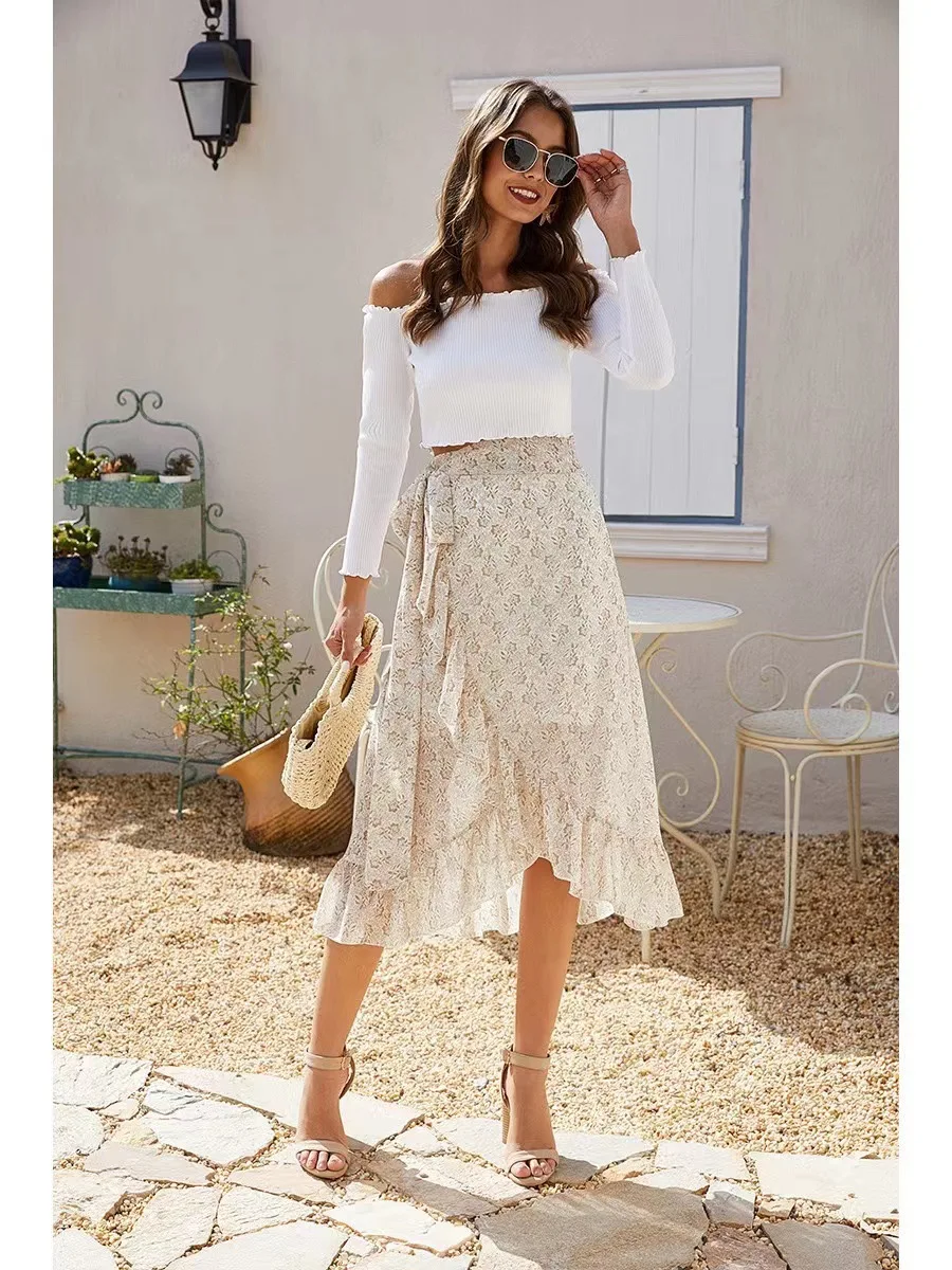 Irregular chiffon floral skirt with straps and slits