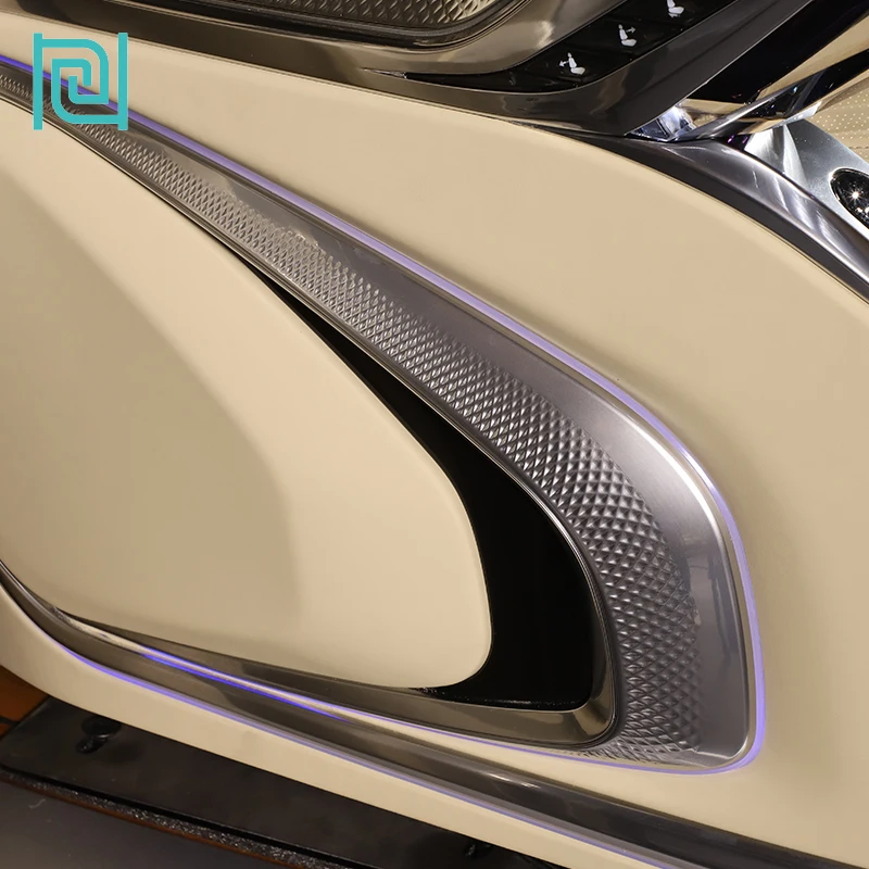 Wireless Charging Luxury Modified Car Accessories Electric Seats For TOYOTA Granvia