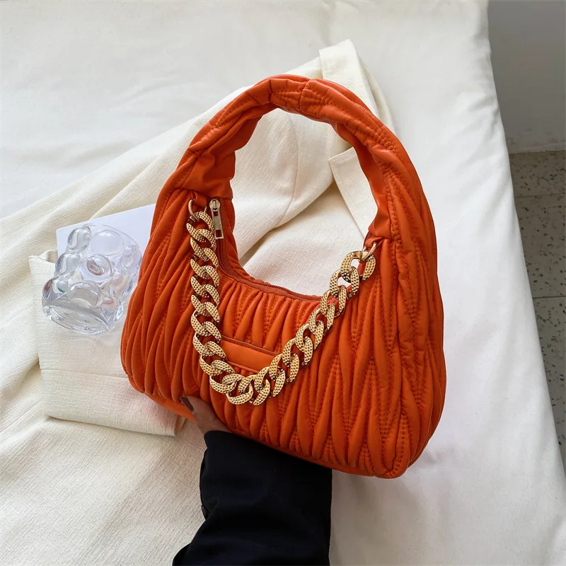 2022 New Arrival Fashion Bags brand Golden Chain pu leather shoulder bags Ladies trendy handbags for women luxury