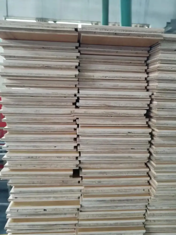 Canadian Maple Natural Color Engineered Wood Flooring Japan Quality Standard