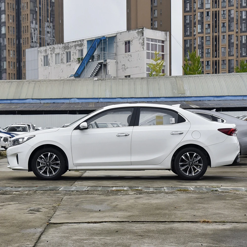 Китай заводская цена kia sedan KIA Forte в наличии седан MPV подержанные автомобили хорошие продажи бензиновый автомобиль
