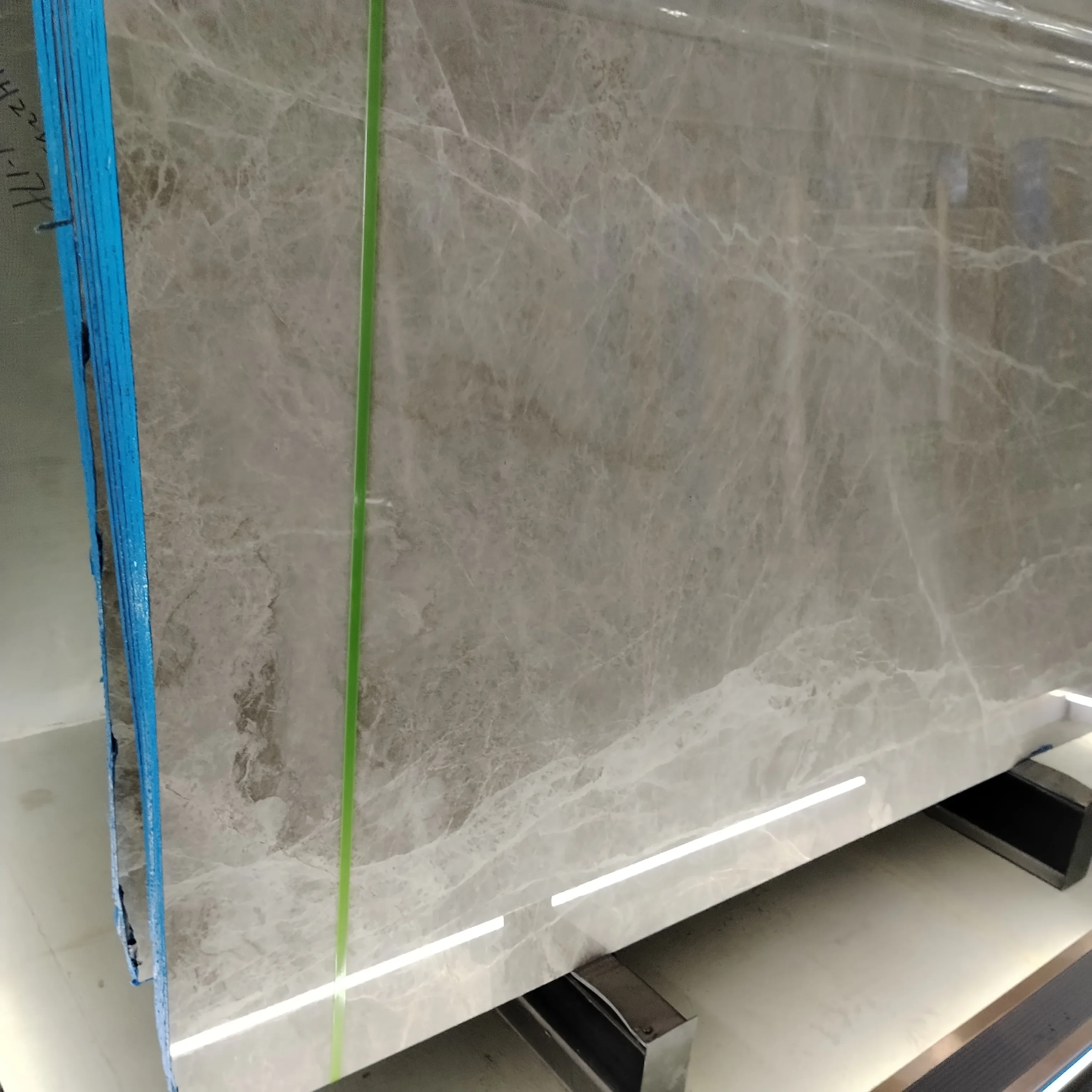 Good Catch Low Price Factory Supply New Cloud Dora Ash Marble Slab On Special Discount For Administration Building Wall Tile