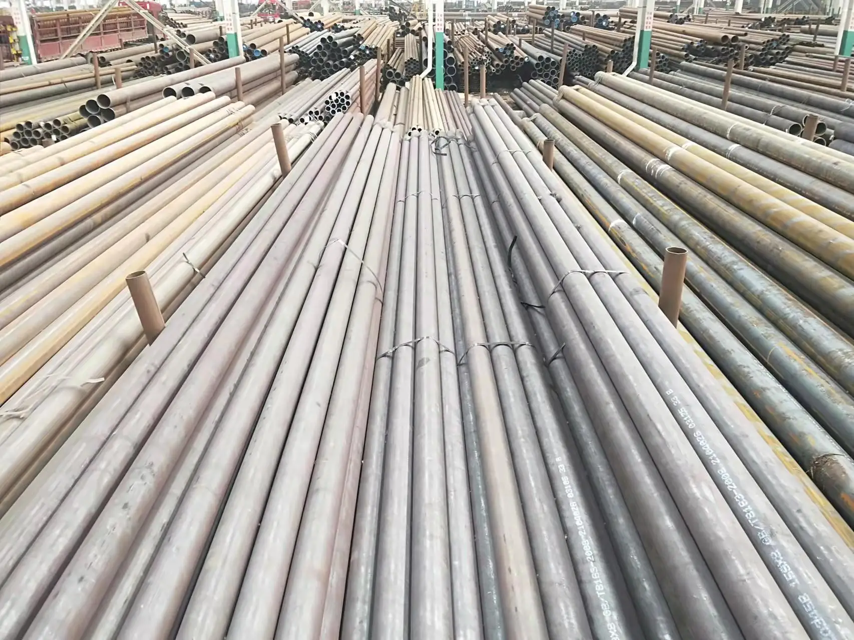 Din 2448 St35.8 Jis Stk400 Seamless Carbon Steel Pipe