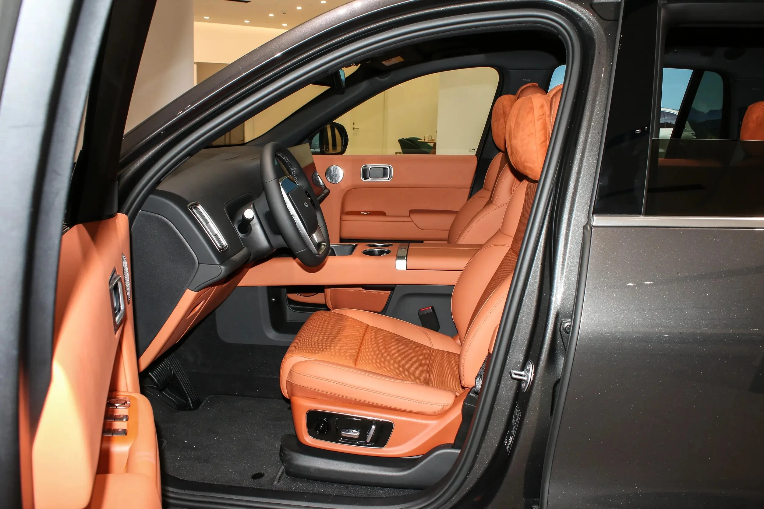 Lixiang L8 Ultra EV Гибридный внедорожник Новый энергетический автомобиль с максимальной скоростью 180 км/ч 5 дверей 6 мест расширенный диапазон продаж