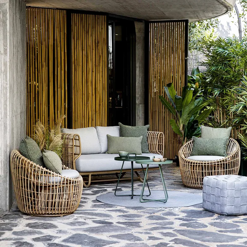 Hand-Woven Rattan Sofa Outdoor Chair Garden Luxury Style Villa Hotel Courtyard Balcony Small Table Outdoor Coffee Table Set