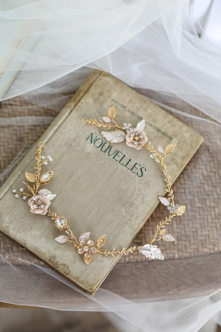 Bridal clear crystal vintage fancy flower bridal hair pieces for bride or bridesmaid