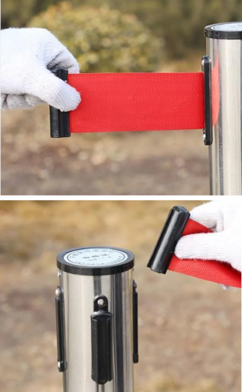 Wholesale Cheap Price Queue Stand Crowd Control Barrier VIP Pole Golden Color rope barriers