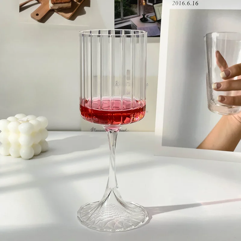 Creative vertical stripes borosilicate red wine glass whiskey cocktail glass long stem champagne flute glass
