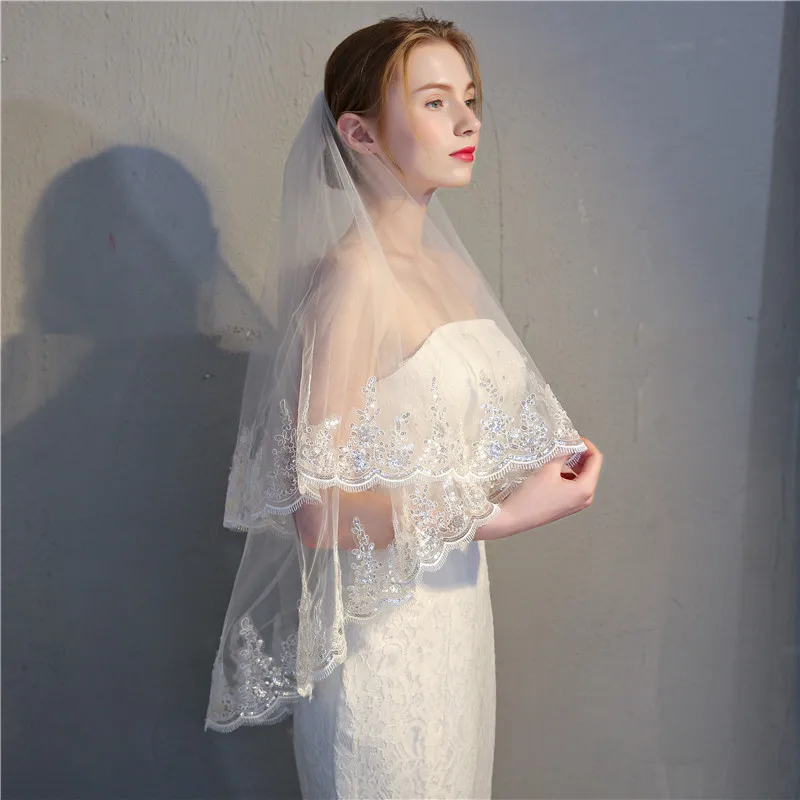 
2020 New Arrival 2-layer Wedding Veil Sequins Lace Bridal Veil with Comb 