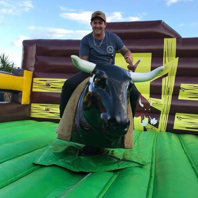 Outdoor inflatable interactive games mechanical bucking bull rodeo bull for carnival