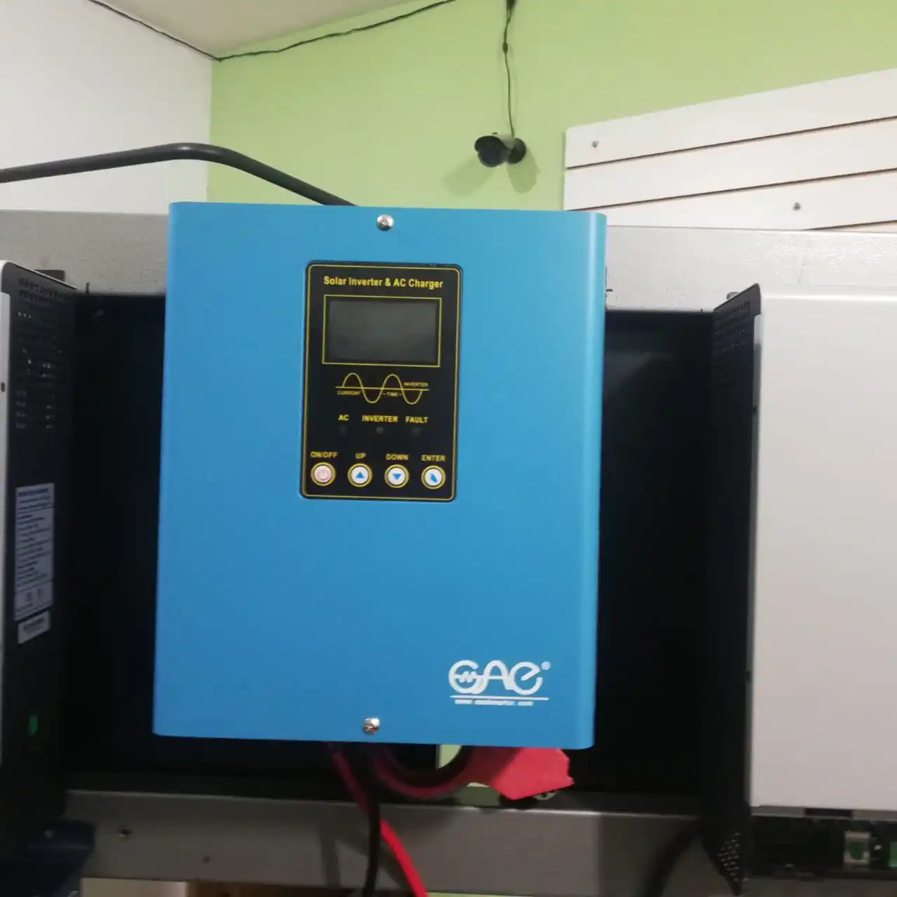 Solar inverter 350w HSI series solar inverter high efficiency low frequency hybrid solar inverter