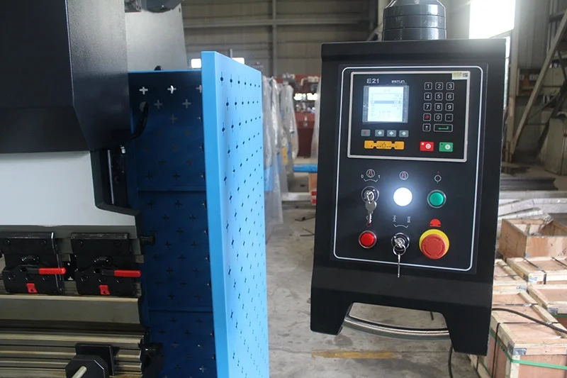 Factory directly supply WC67K-80T/2500 hydraulic sheet plate bending machine