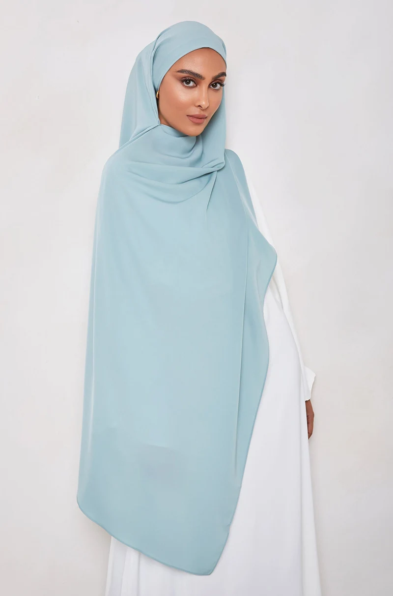 2023 Best selling  muslim medina silk chiffon Hijab good stitching Islamic Scarf premium Stretch medina Silk Hijab