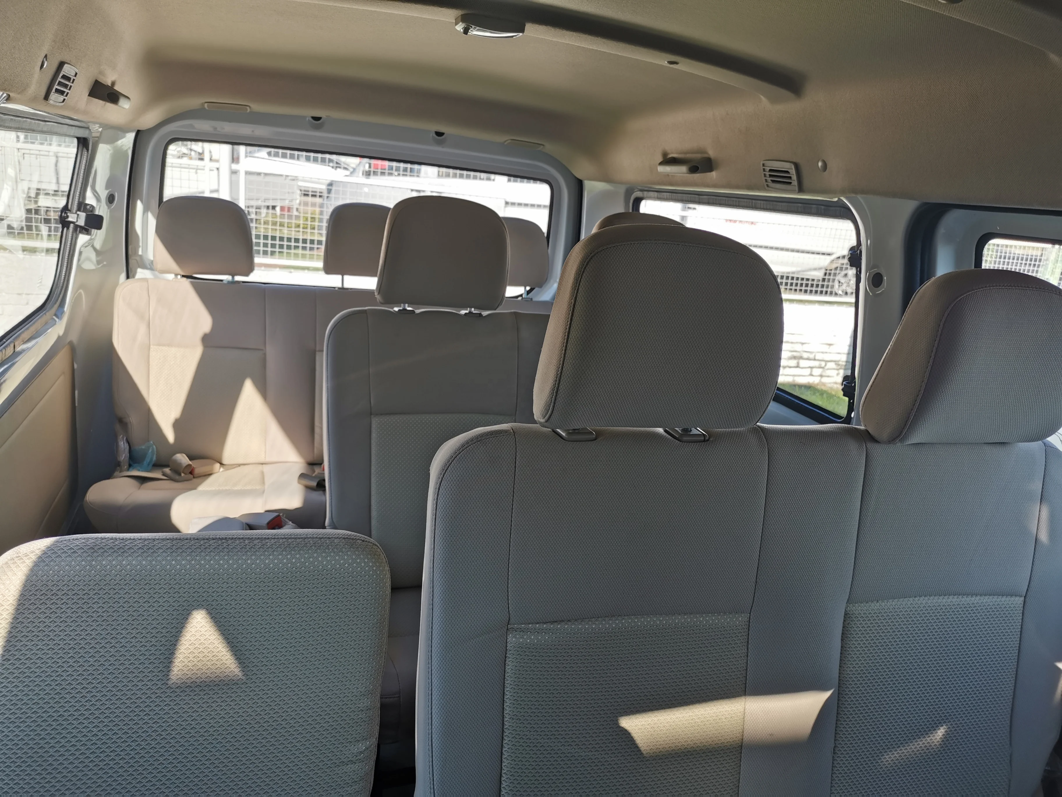 
BEST SELLING FOTON 8-11SEATS MINIVAN WITH 1500CC GASOLINE ENGINE 