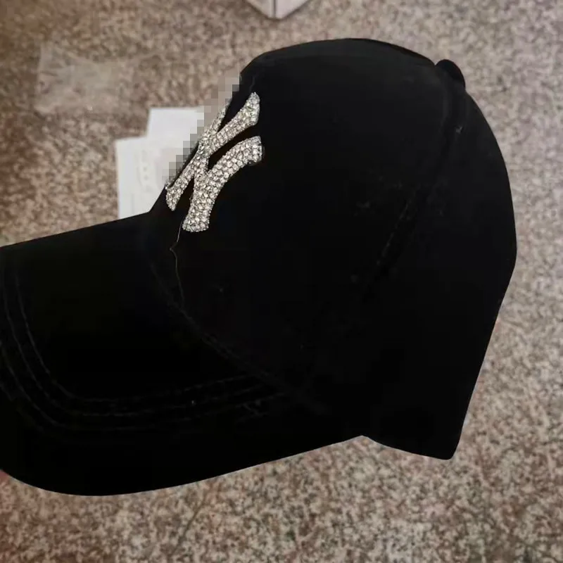 2021 Золотая Бархатная бейсболка женские модные замшевые шляпы с надписью и бриллиантами