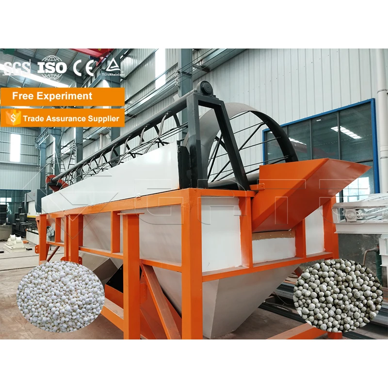 China leading fertilizer machine of mobile vibrating screen