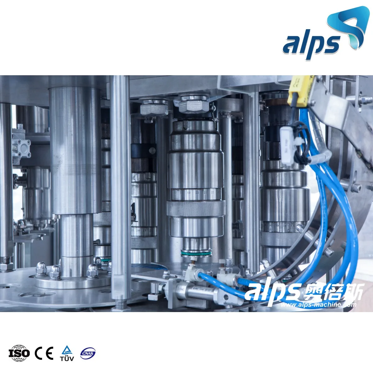 Industrial Soda Water Beverage Bottle Filling Production Line Carbonated CSD Drink Filling Making Machine Plant