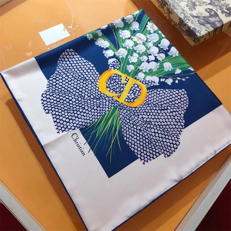 Finest 100% Silk Scarves for Women Bags Decoration Headscarf Summer Scarf Women Fashion Accessories Hair Scarves