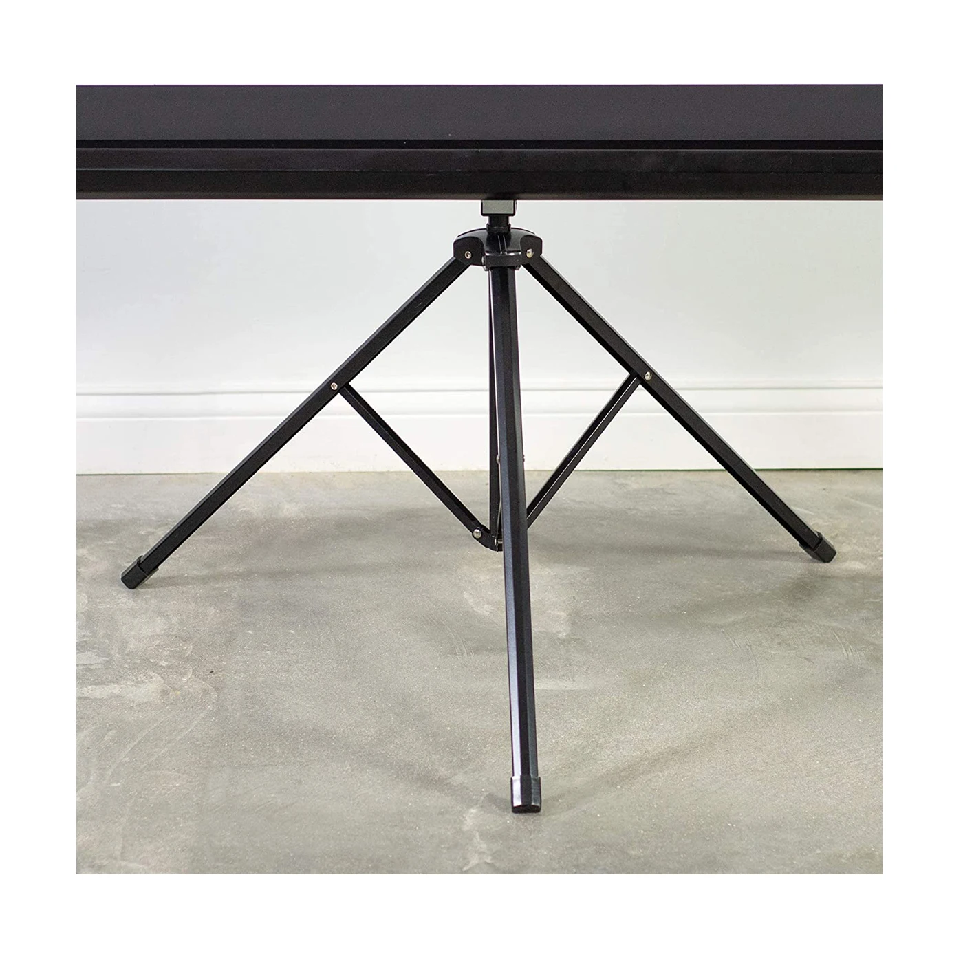 Wholesale 180x180 cm high quality with low price tripod portable indoor screen tripod projector screen