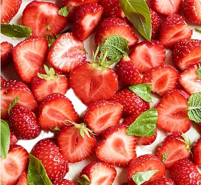 Factory Wholesale Bulk Fresh Strawberry Fruit in Cans Hot Sale Canned Strawberry In China