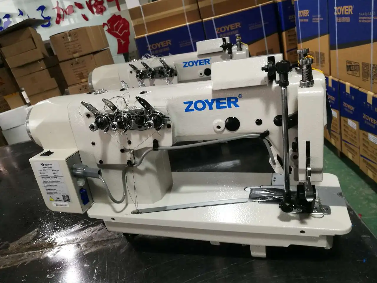 Hot Selling ZY3800-3DPL Direct Drive High Speed Three Needle Chain Stitch Sewing Machine With Puller Device for
