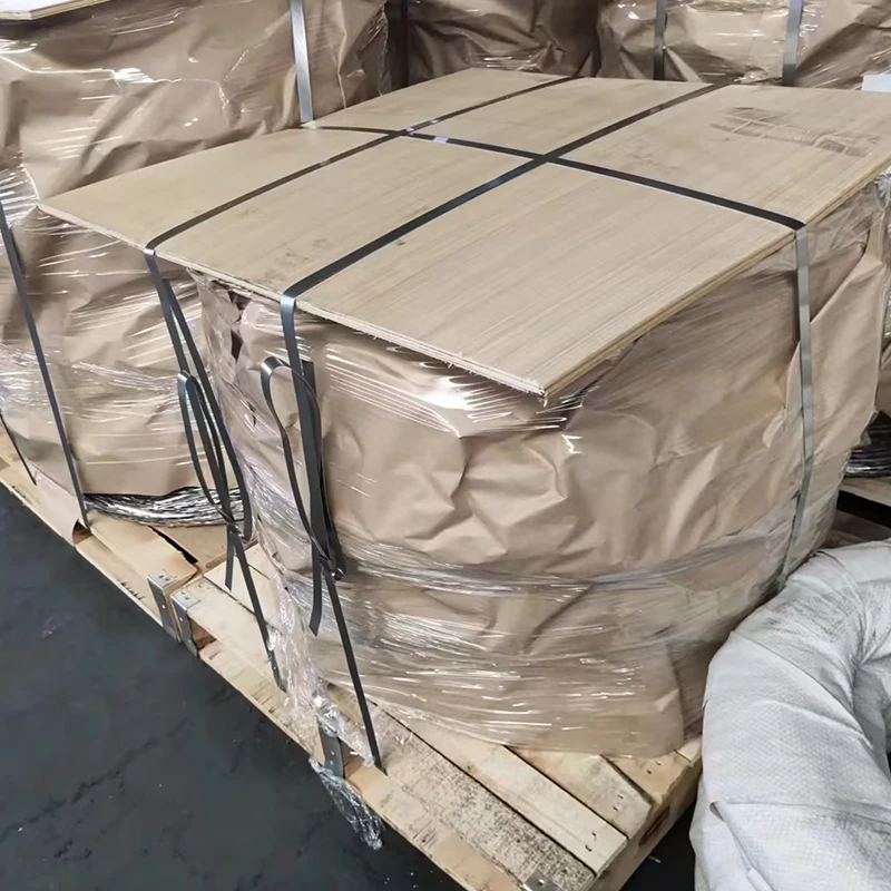 Factory Hot Dipped Galvanized 12.5 Gauge 18 Gauge PVC Coated Barbed Wire Mesh For Security Fencing Anti Climbing