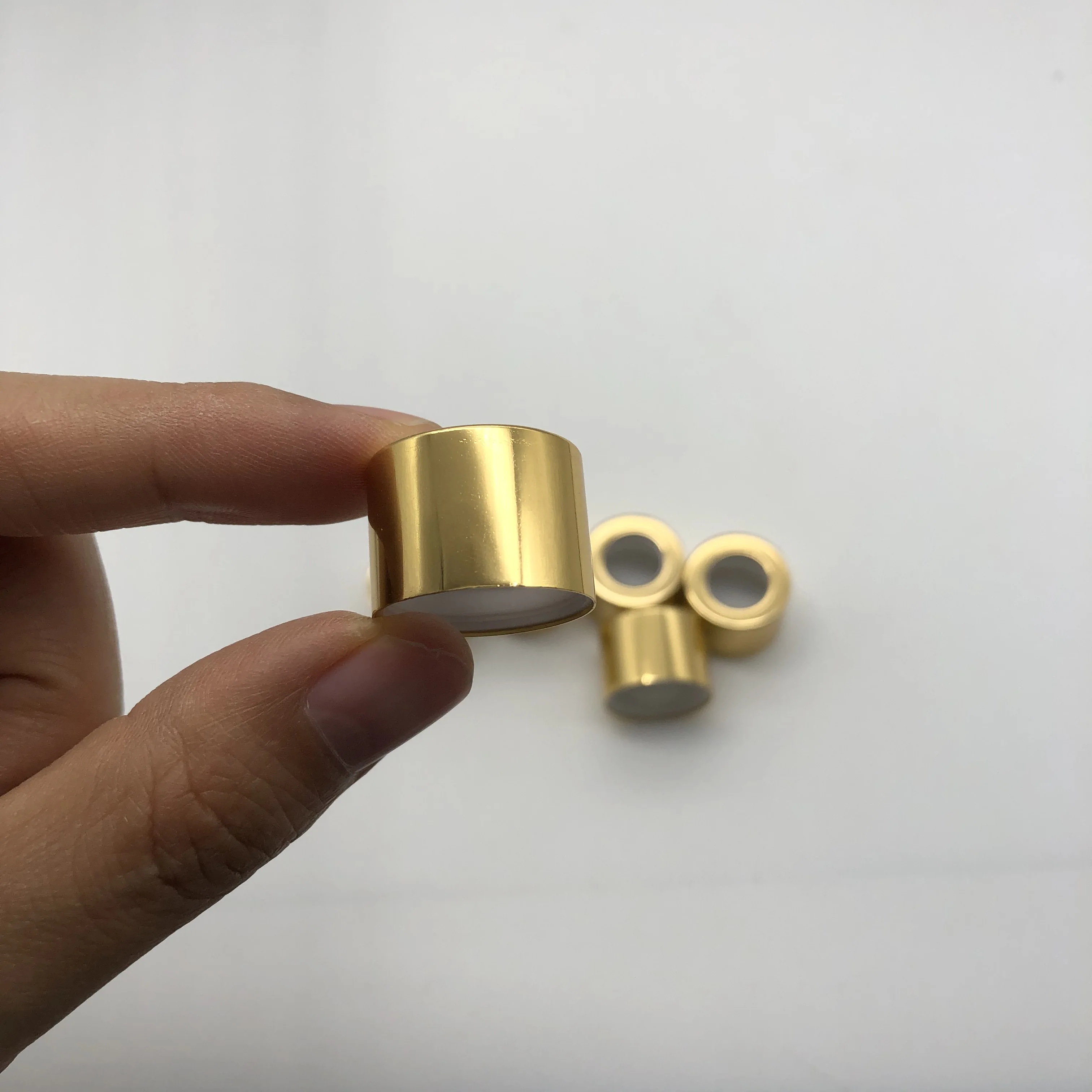 gold 28/410 ring  aluminum 24/410 ring  aluminum  ring