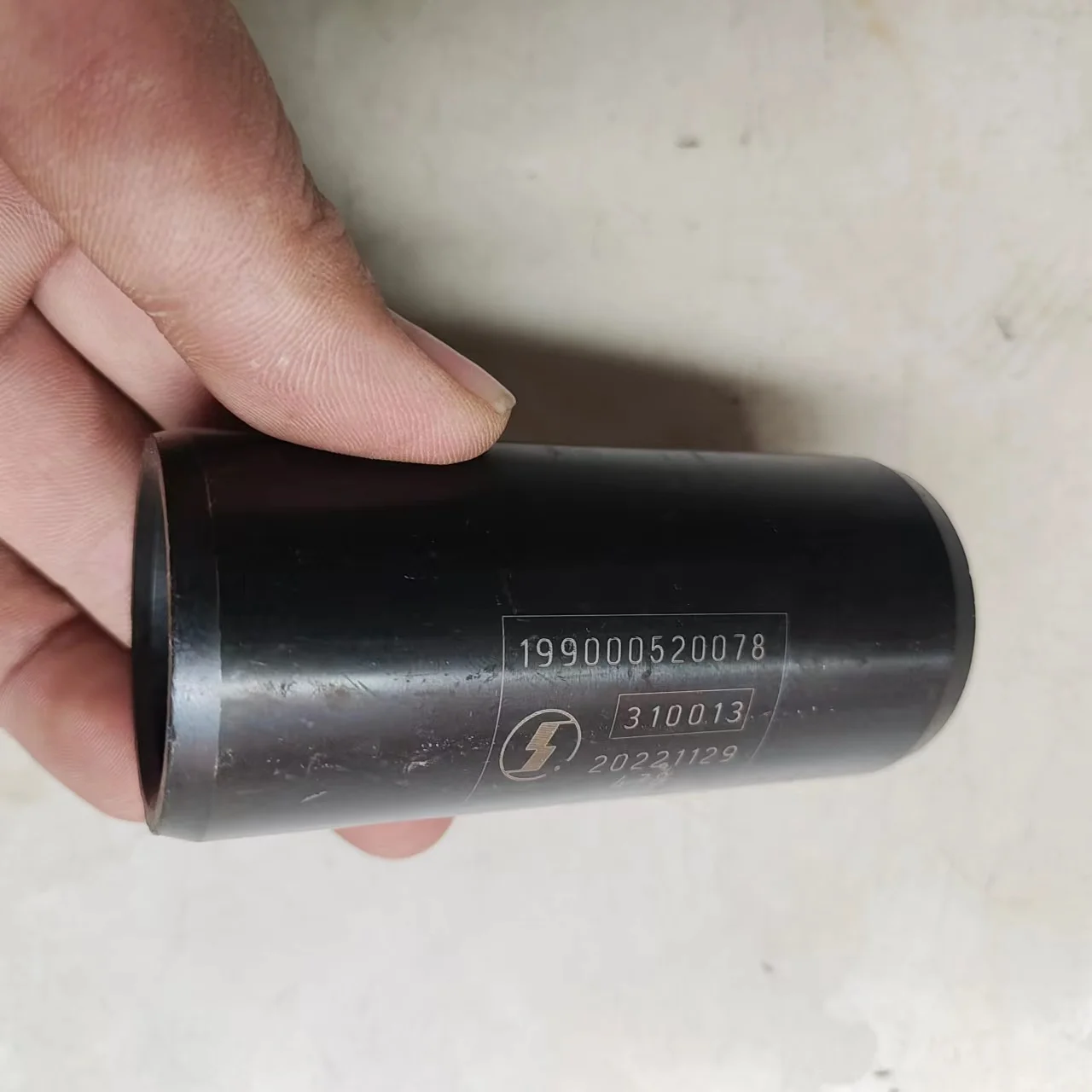 Truck Parts bush Shan qi de long bushing  199000520078