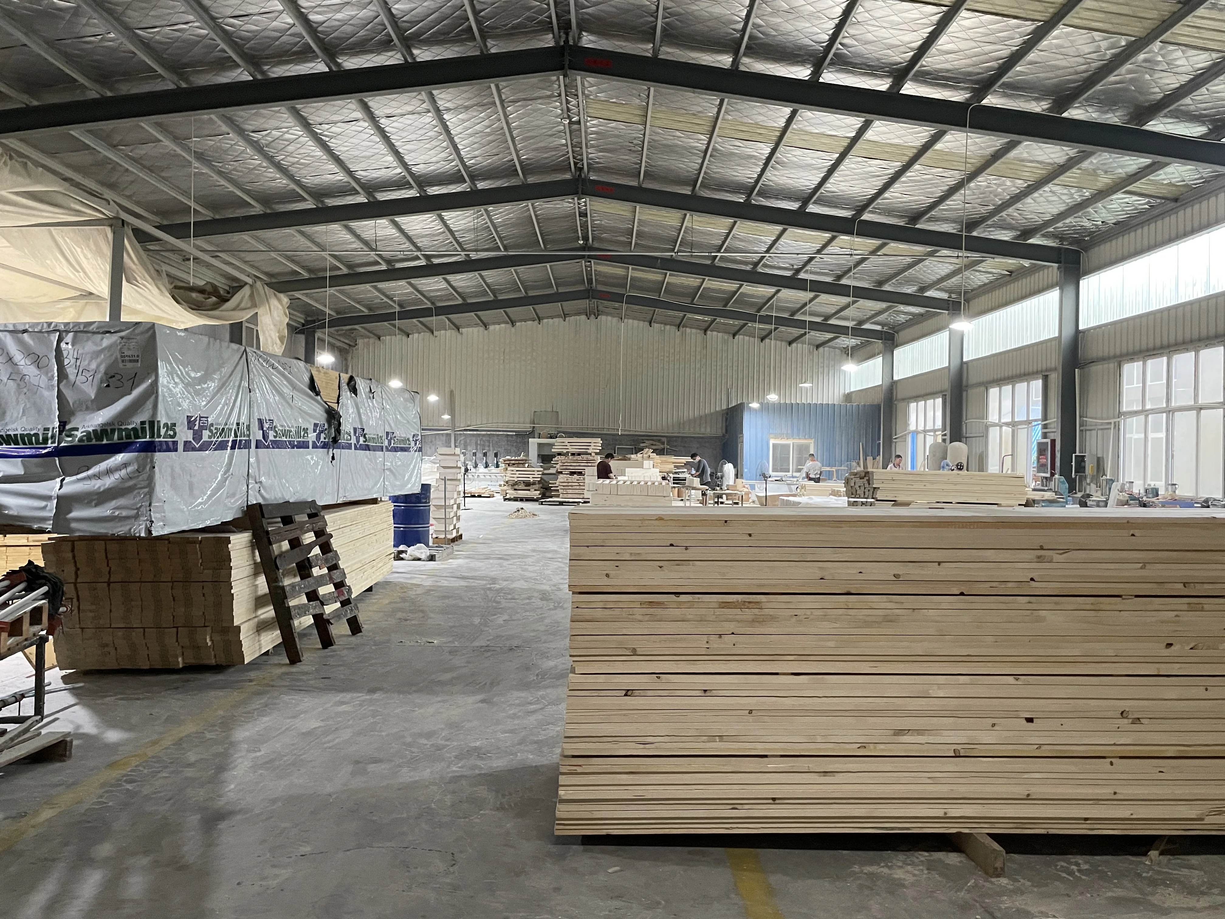 Red and green Wood Floral Cat House Cat Climbing Track Climbing Tree wooden pet furniture wooden cat Tree