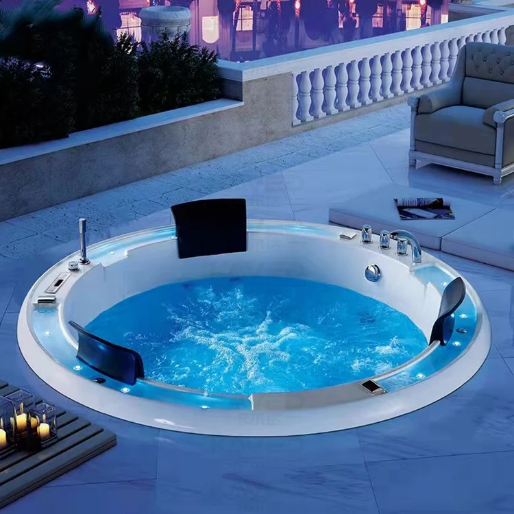 Круглая Ванна на террасе jacuzz