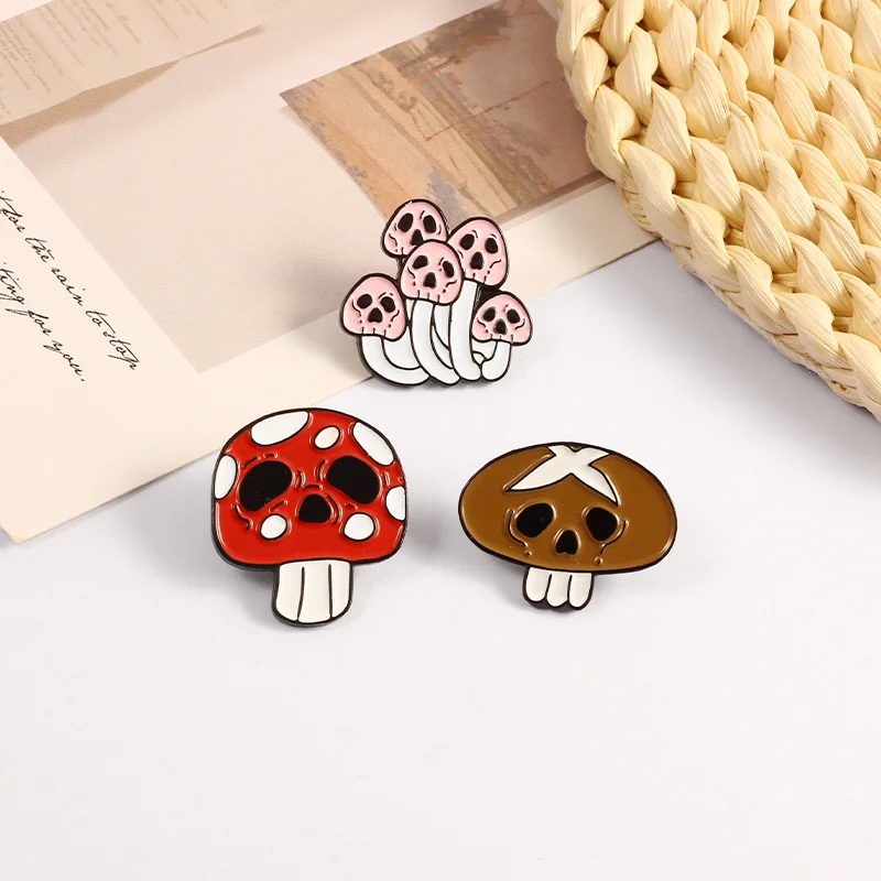 Wholesale Mushroom Lapel Pin Custom Metal Enamel Badge Cute Yellow Mushroom Badge Pin
