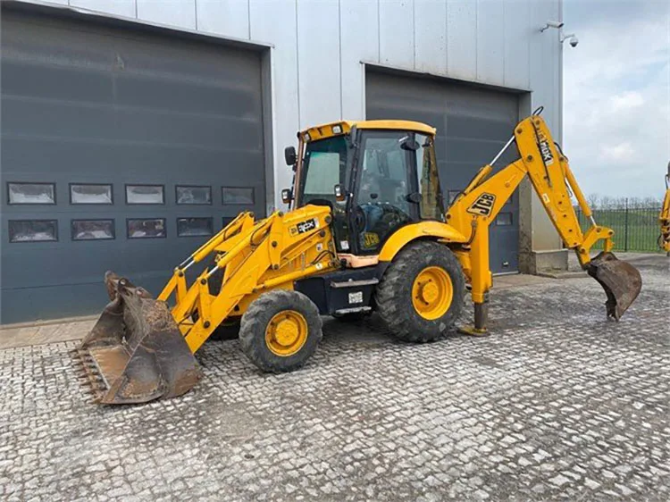 Продажа экскаваторов-погрузчиков JCB 3CX JC B б/у в Дубае экскаватор-погрузчик mini 4CX 4x4