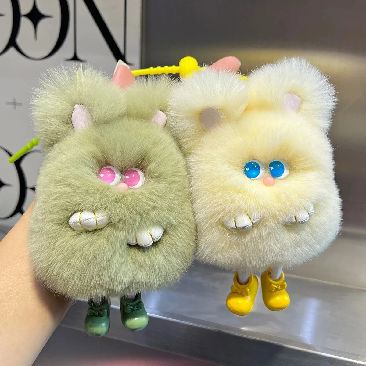New Luxury Rex rabbit hair Fur Plush Rabbit Keychain Ladys Girls Bag Car Key Keyring Pompon Pendant Accessories