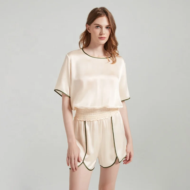 Summer contrasting colors short sleeves and shorts silk sets fashion lovely nice looking for home wear and worn externally