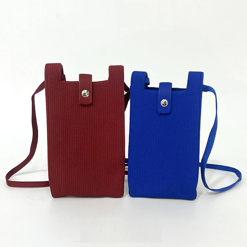 Fashion Solid color Knitted Mini Mobile Phone Pouch Cross Body Handbag Crochet Travel Phone Bag 2024