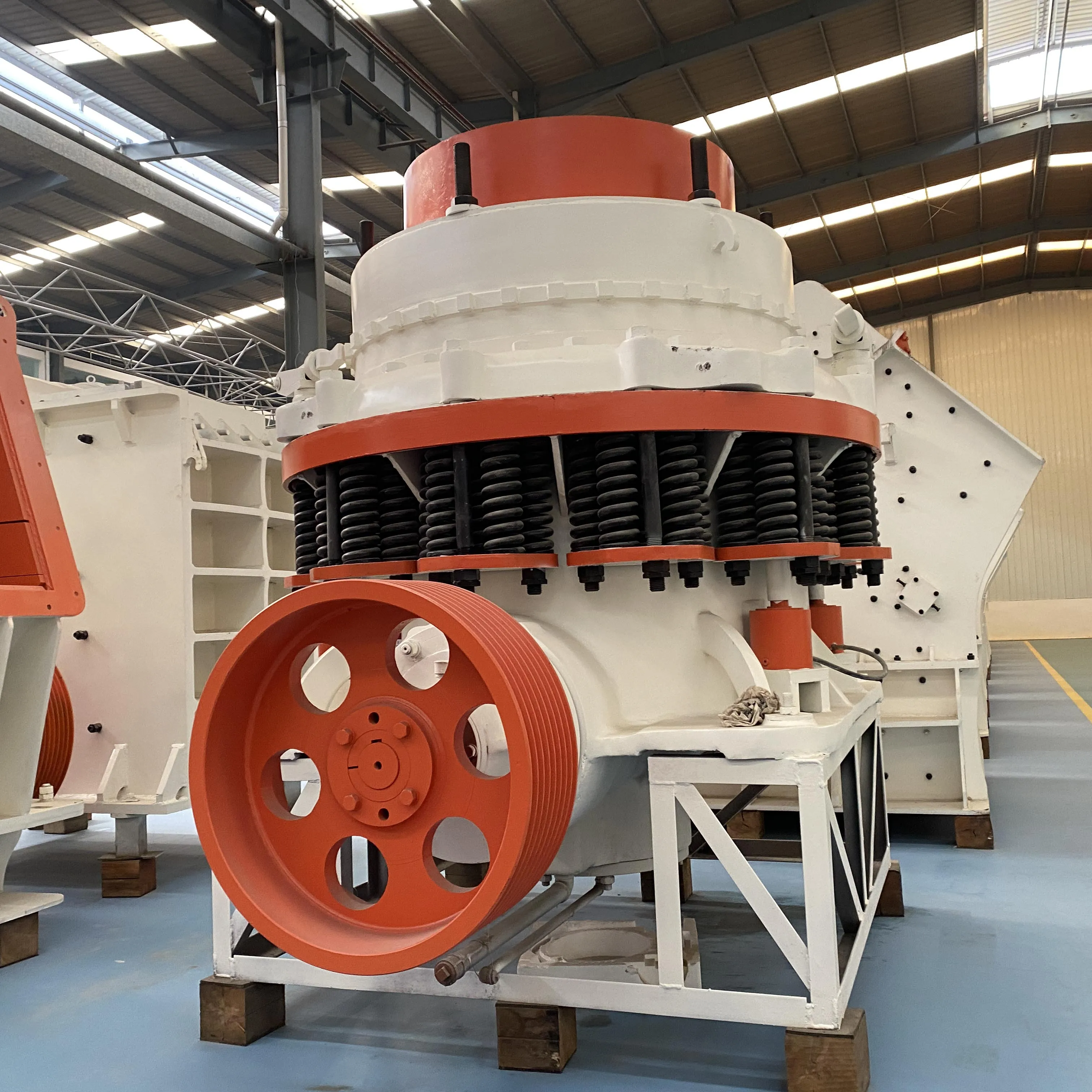 300tph stone rock ore cement cone crusher machine 5.5ft standard symons cone stone crusher on sale