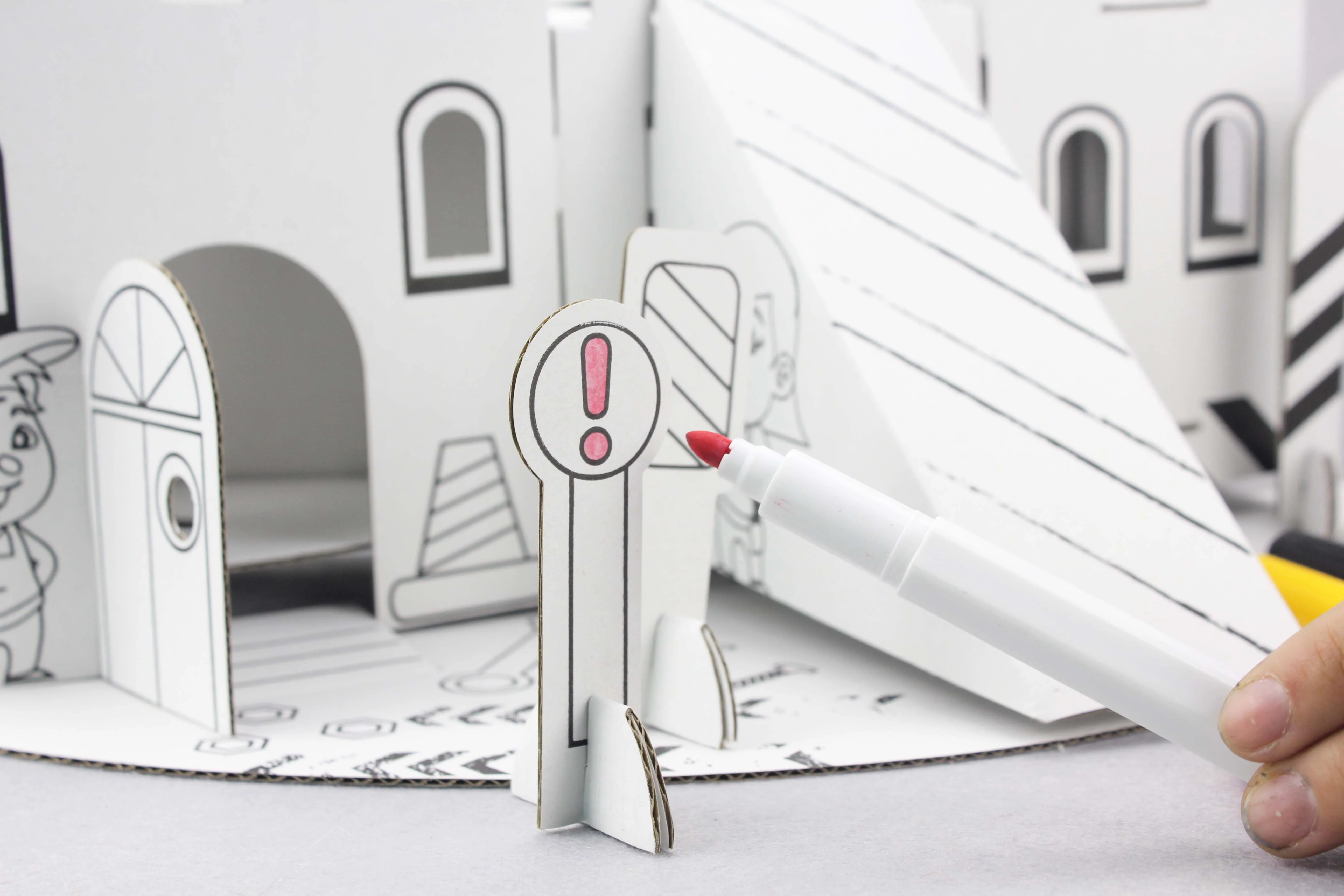 BSCI and FSC Factory China Supplier Shopping Website Paper Doll house