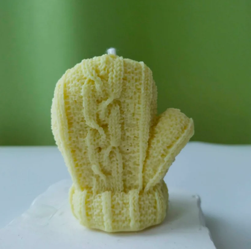 2024  accessories decorative aromatic candles new year decoration house Wool glove Candle for gift set party hotel bedroom