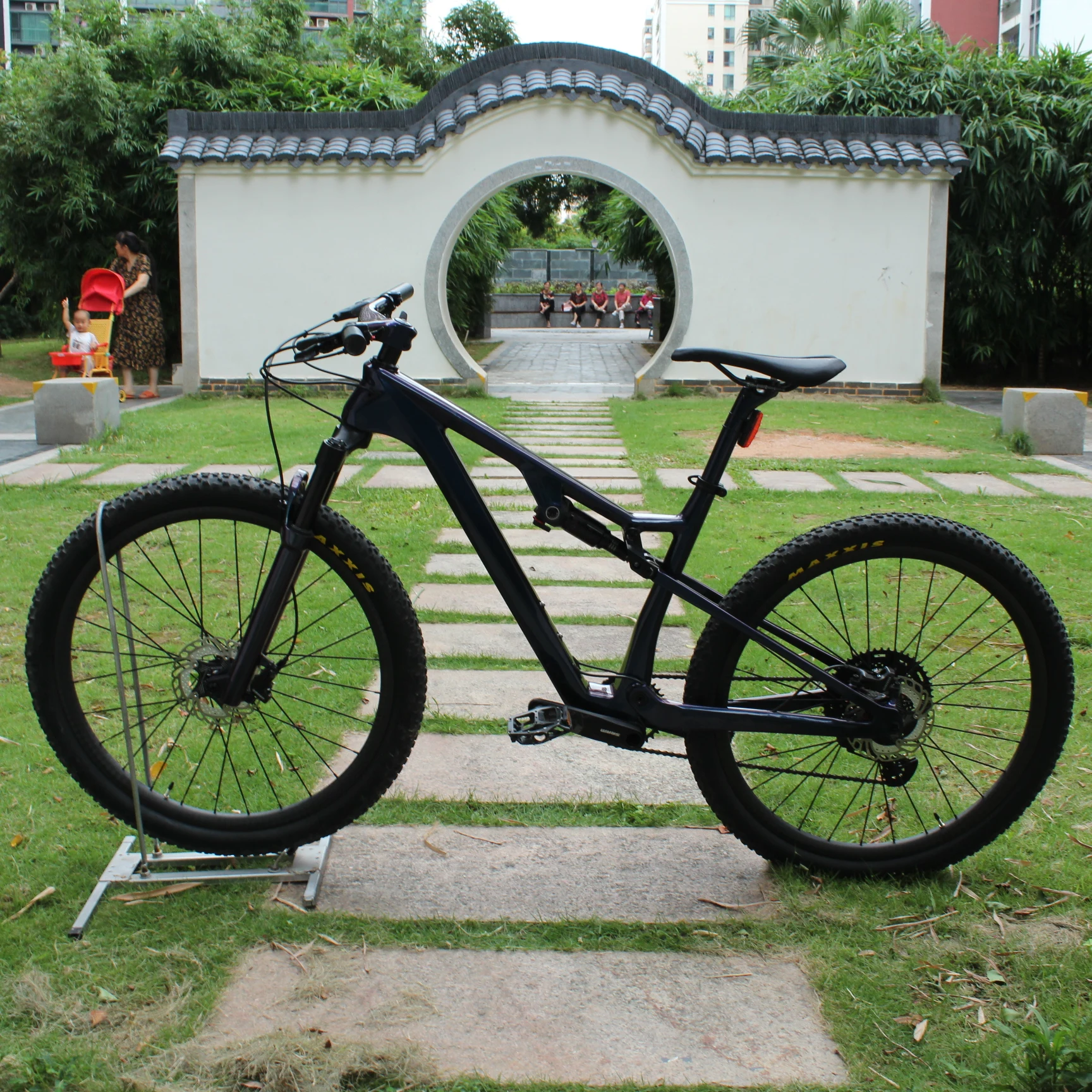 hot selling item Carbon Fibre carbon mountain bike frame full suspension durable high quality Customized Logo